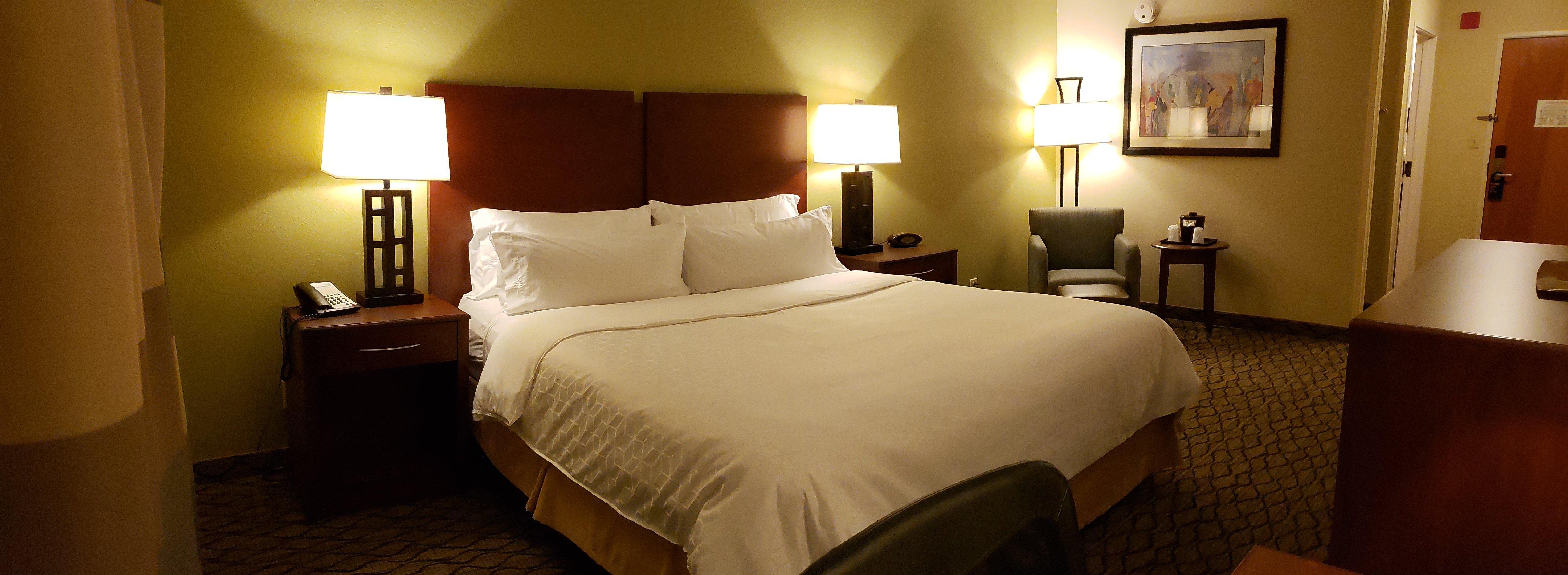 Holiday Inn Express Hotel & Suites Lancaster Extérieur photo